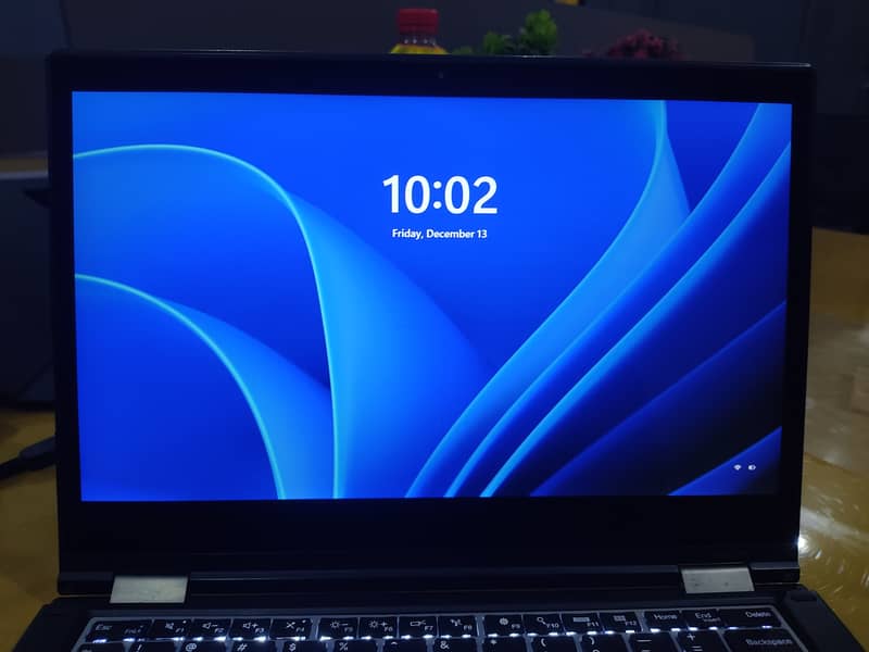 Lenovo Yoga 370 core i5 7th generation touch screen laptop