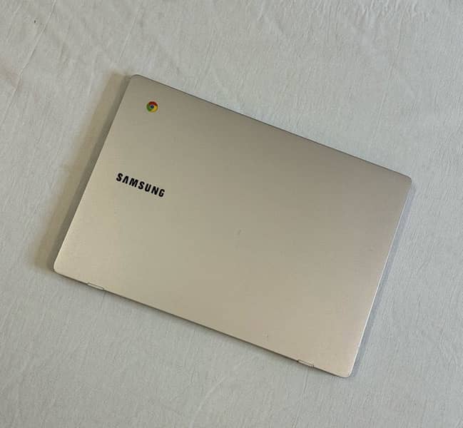 Samsung XE310 Chromebook latest update 2029 4/32gb Playstore supported