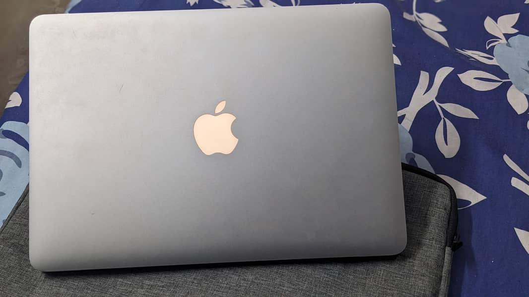 MacBook pro 2015 13
