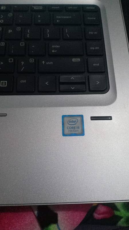 HP HEWLETT PACKARD Intel core i5 7th generation Window 10 pro