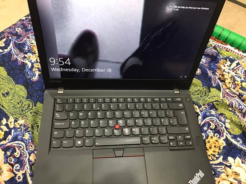 Core-i5 Generation-7 Ram-8gb Touch and type Window-10 pro