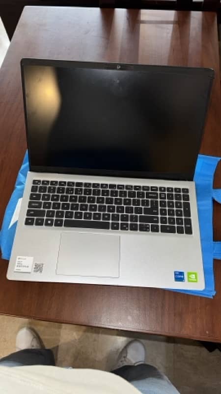 dell inspiron 15 3511 (READ AD)