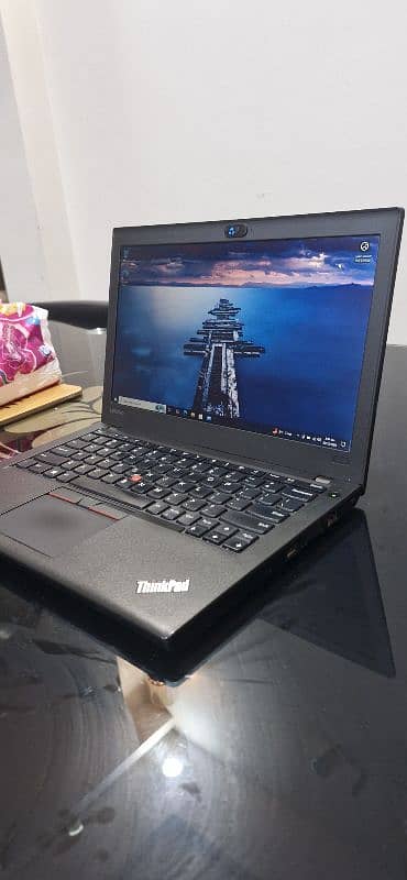 Lenovo ThinkPad Core i7 - 6th Gen - 8gb Ram - 128gb SSD