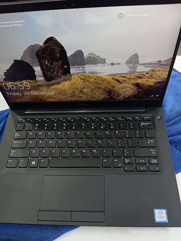 Dell 7390