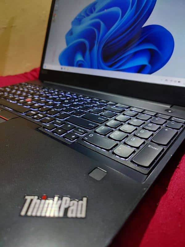 Lenovo E590 Core i7 8th 16Gb Ram 256Gb SSD 1Tb HHD 15.6 inch FHD 1080