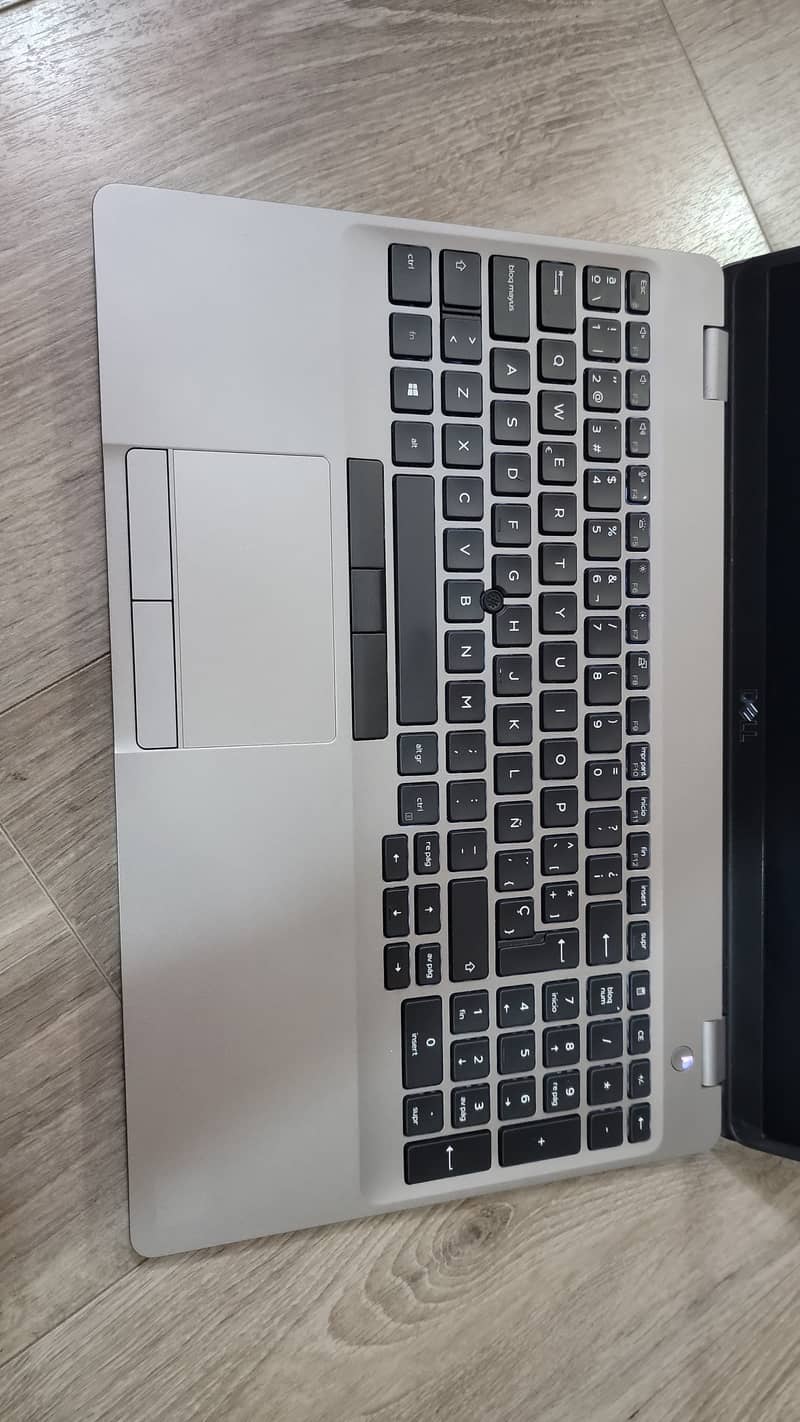 Dell Latitude 5511 (i7 10th Gen)  2GB GPU NVIDIA Laptop
