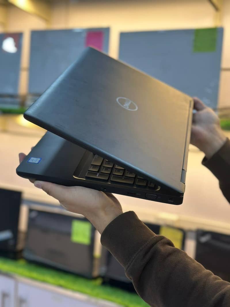 dell laptop | Dell Latitude 5500 | 5540 | 5580 | 5590 Quantity