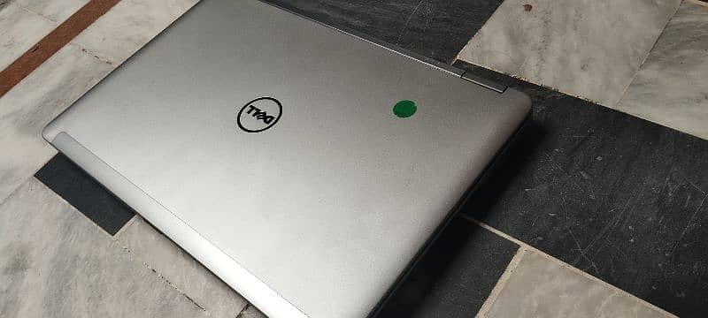 Dell i5 4th generation with 2gb graphic card