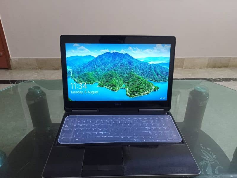 Dell latitude 7520 Core i7 7th Generation Laptop For Sale in karachi