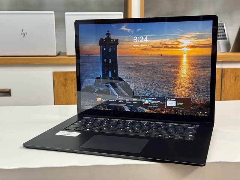 Microsoft Surfaces Laptop 5 Core i7-12th Gen 16GB With 256Gb Storage