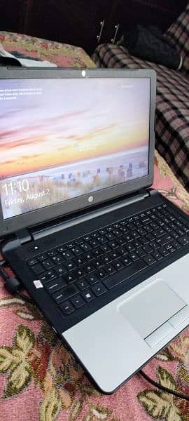 HP laptop 4th generation core i5