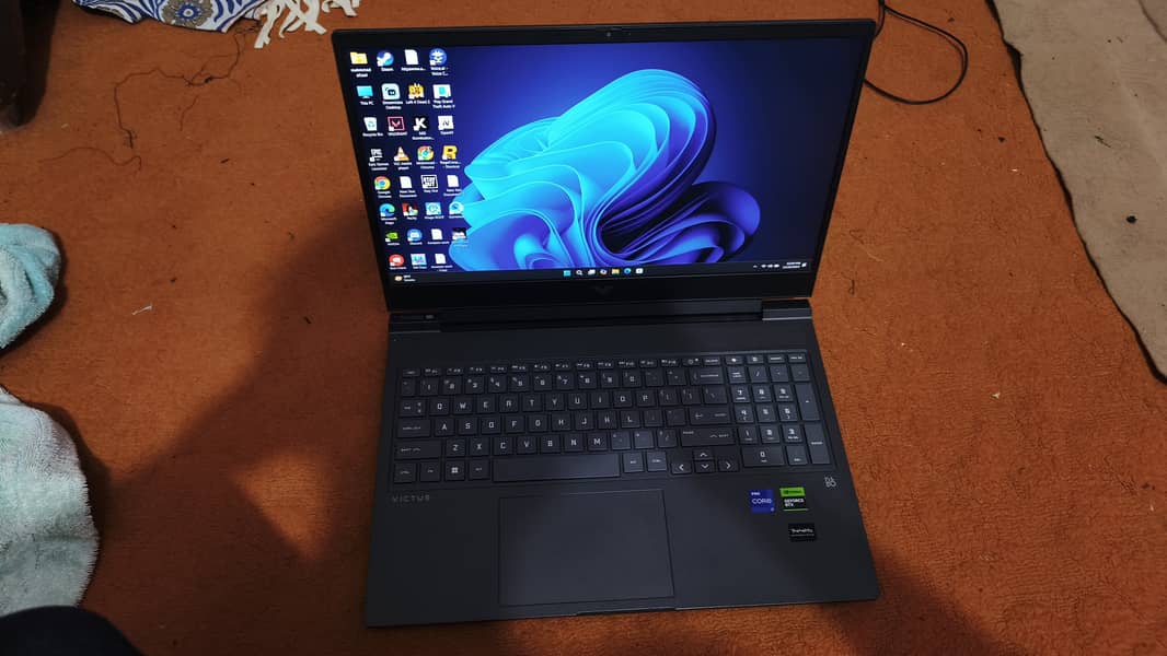 HP VICTUS 16. I7 13700H, RTX 4070