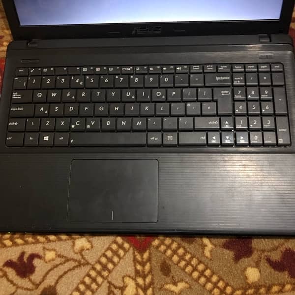 Asus laptop full ok condition