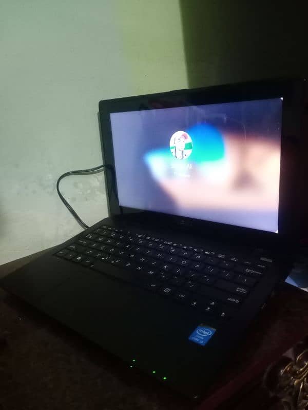 Asus laptop for sell 03456779861