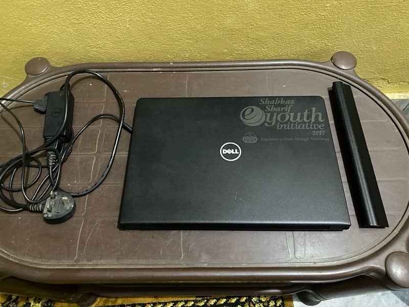 Dell i7 7th generation Vostro 14 3468 Laptop