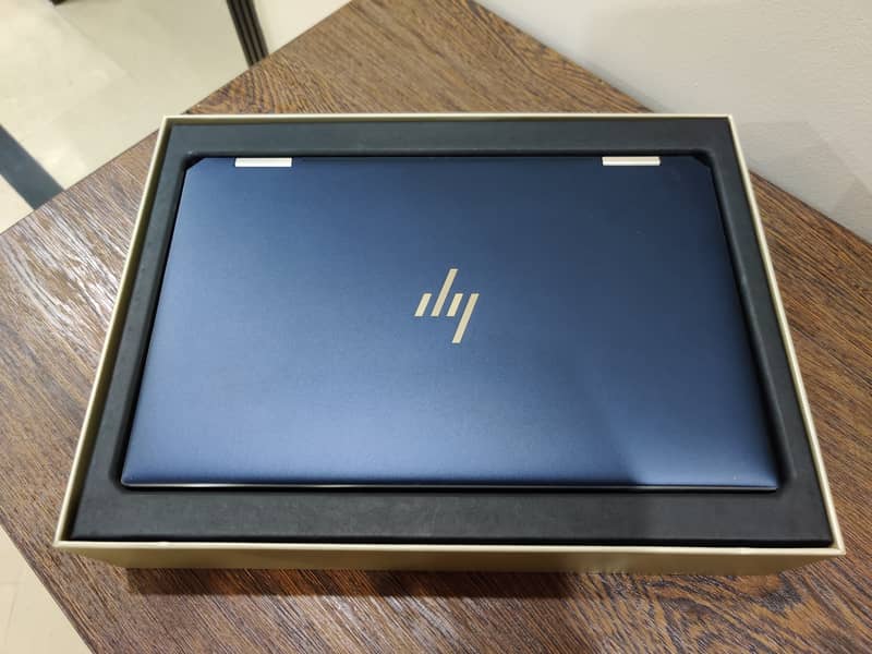 HP Laptop Spectre 13 Nocturne Blue Gem Cut