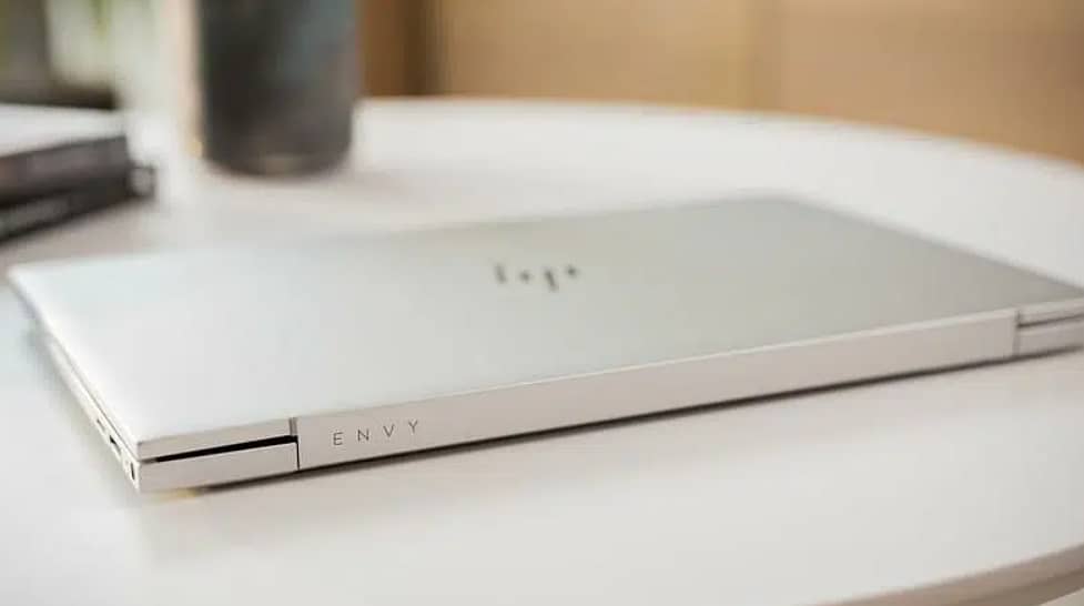 Dell XPS touch Display , Core i7 - 12th generation for sale