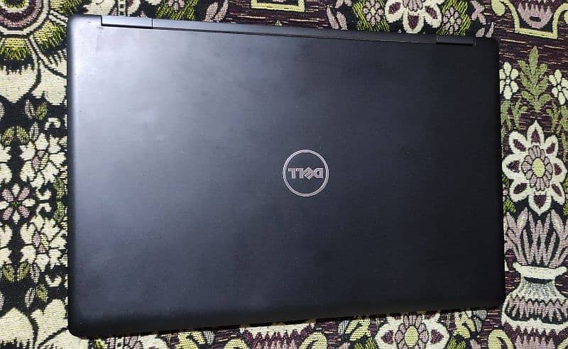 Dell latitude 5580 jus like new