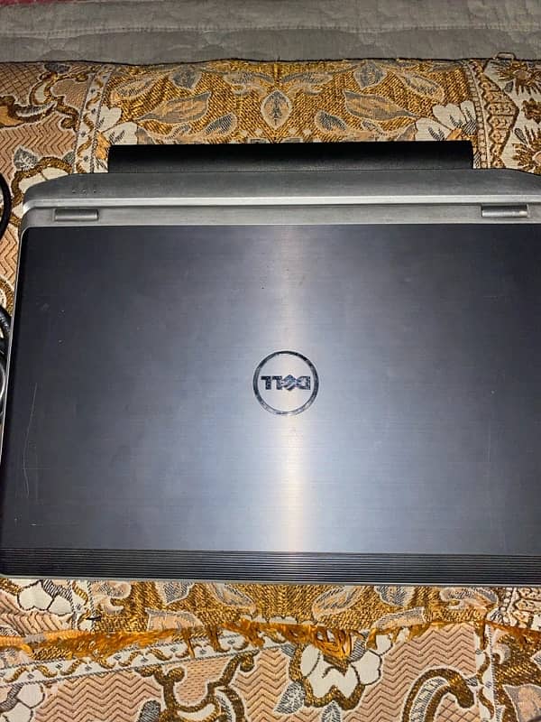 Dell Latitude - E6230