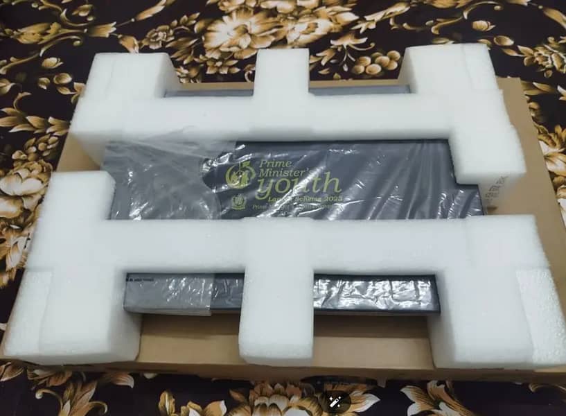 Lenovo V14 G3 IAP i5 12th gen. (Whatsapp 03054610800)