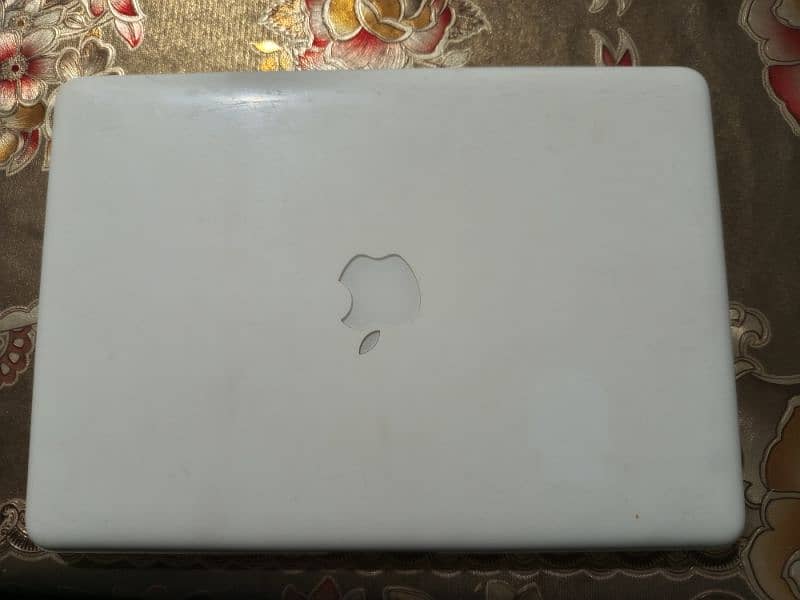 Macbook 2010 Mid