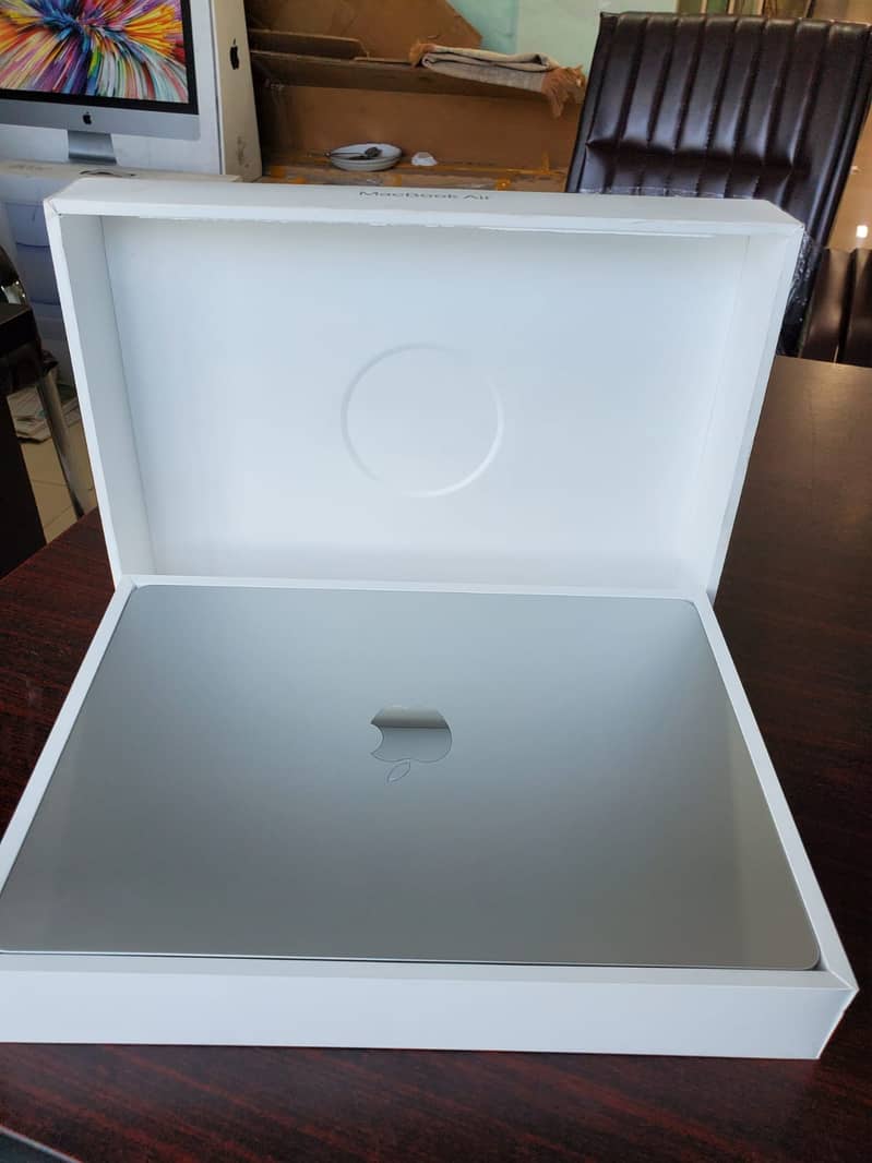 M3 air CTO 16gb ram 512gb ssd company purchased