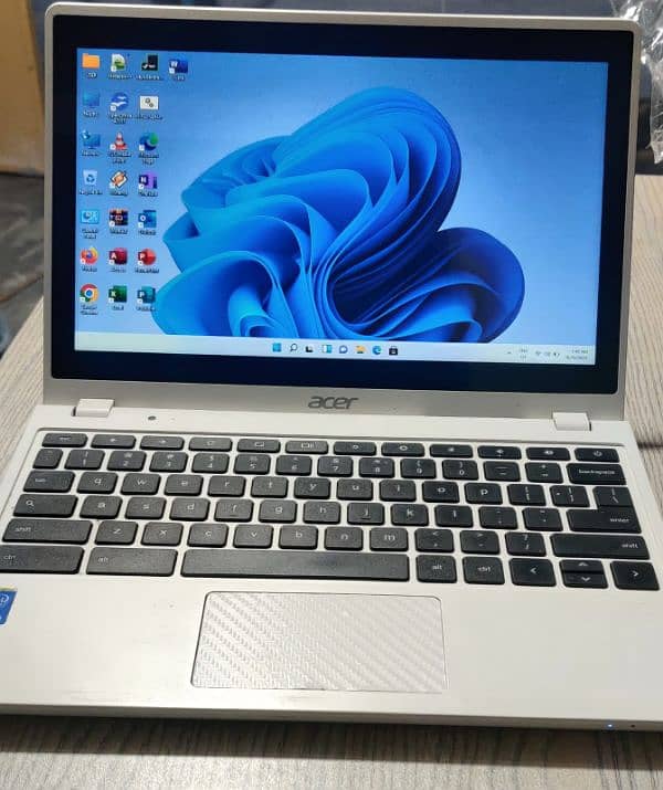 Acer Touch 4gb 128gb chromebook c720p windows 10
