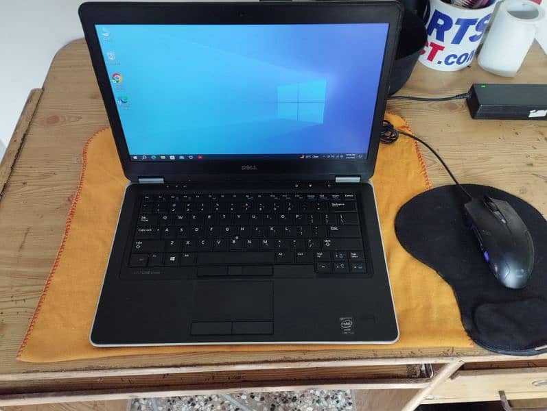 Dell Latitude E-7440 i7 12/256 GB