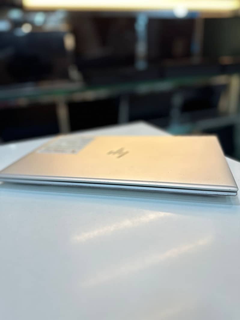 HP EliteBook x360 1030 G7 - 10th Gen Core i5 QuadCore 08 512SSD