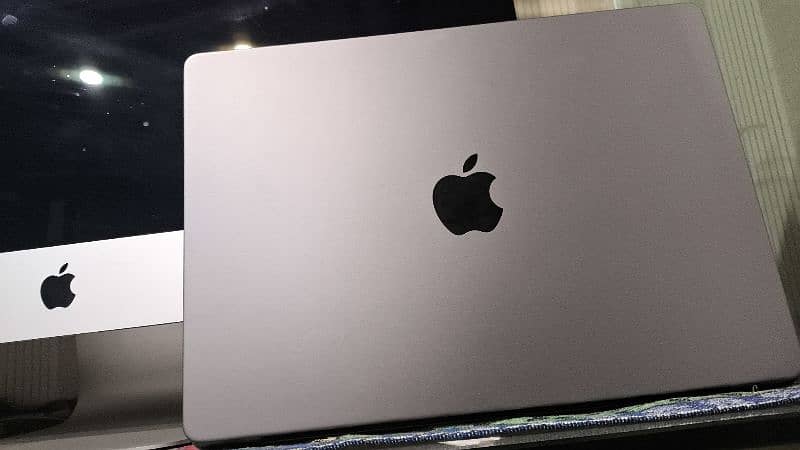 M1 M2 M3 Apple MacBook Pro air available