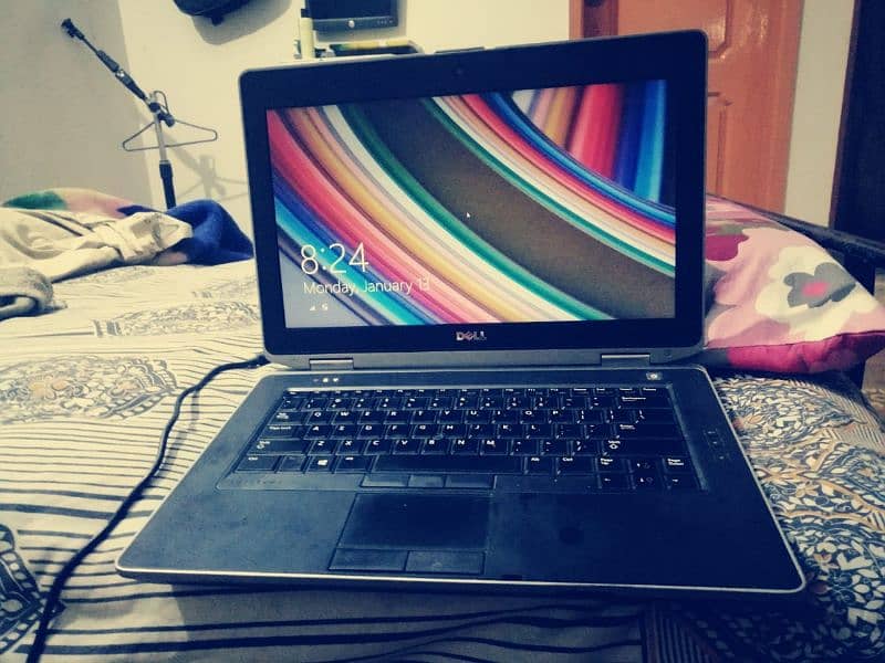 Dell Latitude 46430 With Charger