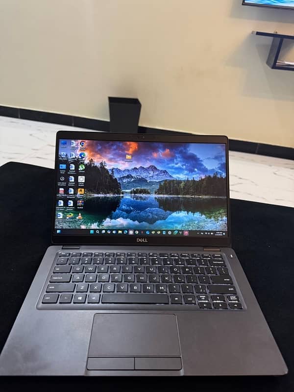 Dell laptop with full hd display best for gaming and office use.