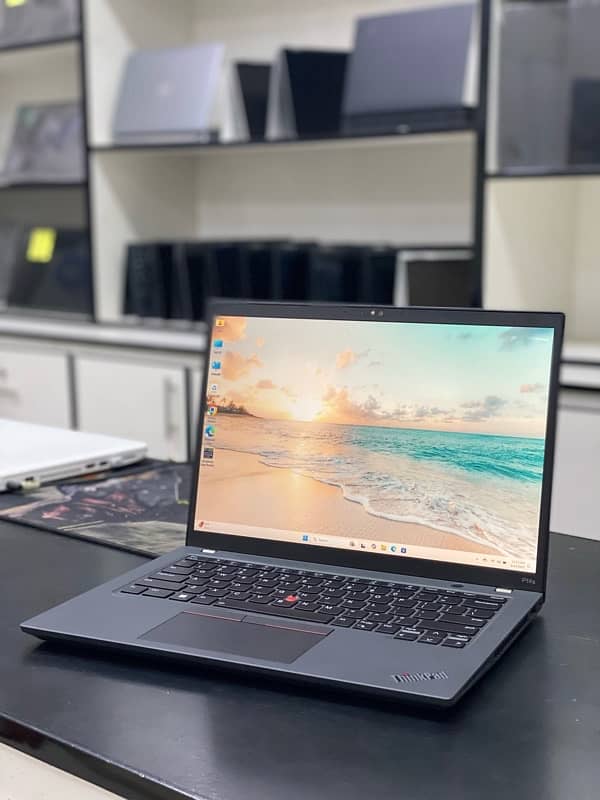 Lenovo Thinkpad P14s Gen 3 | i7 1280P 12th gen | 48gb ram | 4gb GPU