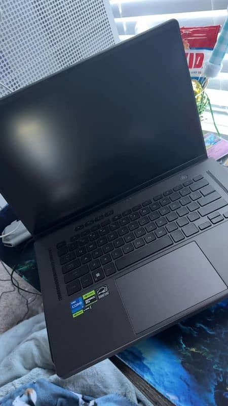 ASUS- ROG Zephyrus G16