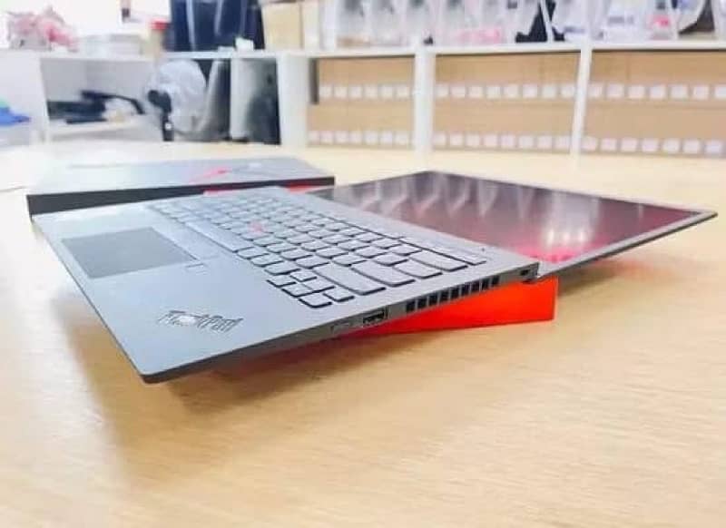 Lenovo Thinkpad X1 Carbon i5 8th Generation Shop at Laptops collection