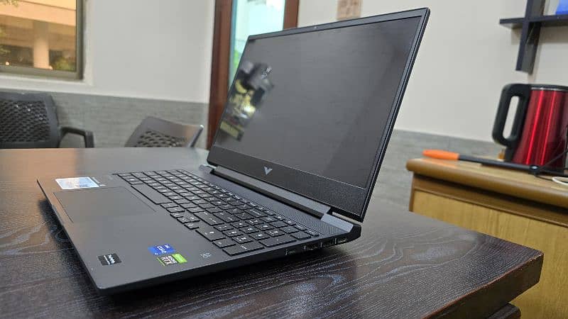*HP VICTUS 15 GAMING LAPTOP 15- FA0032dx (Core i7)*