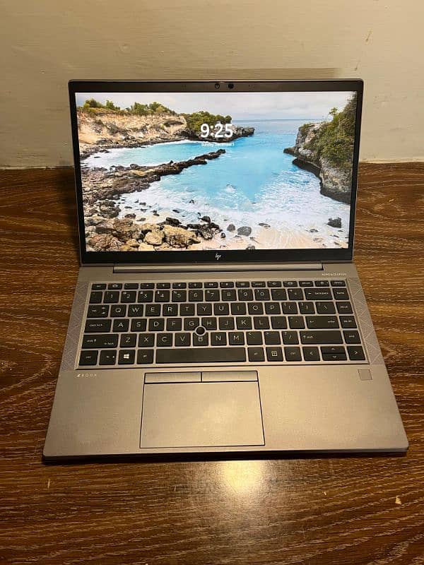 HP ZBOOK FIREFLY G8 i5 11th Gen Mobile Workstation 32gb/512gb SSD