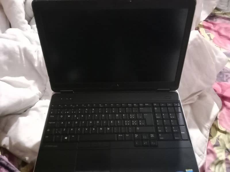 Dell latitude e6540 Core i7 4th generation laptop urgent sale