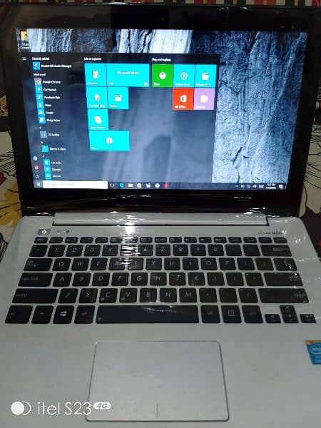 Full Touch Laptop Asus Cor I 5 4th Generation