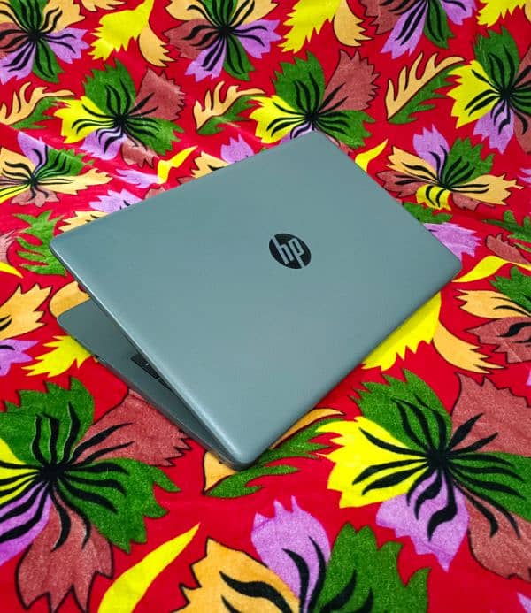 Hp AMD A4 9th Generation 4GB RAM DDR4 128GB NVMe 10/10 Conditiones