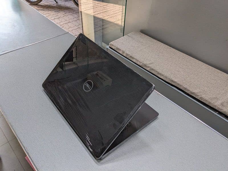 Dell latitude 7300 Core i5 8th gen 8 GB Ram DDR 4  256 GB SSD