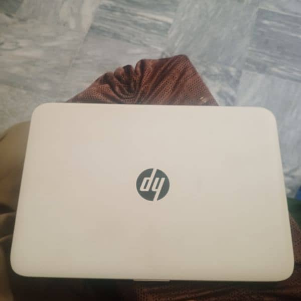 HP stream 11 3Gb ram 32 GB memory