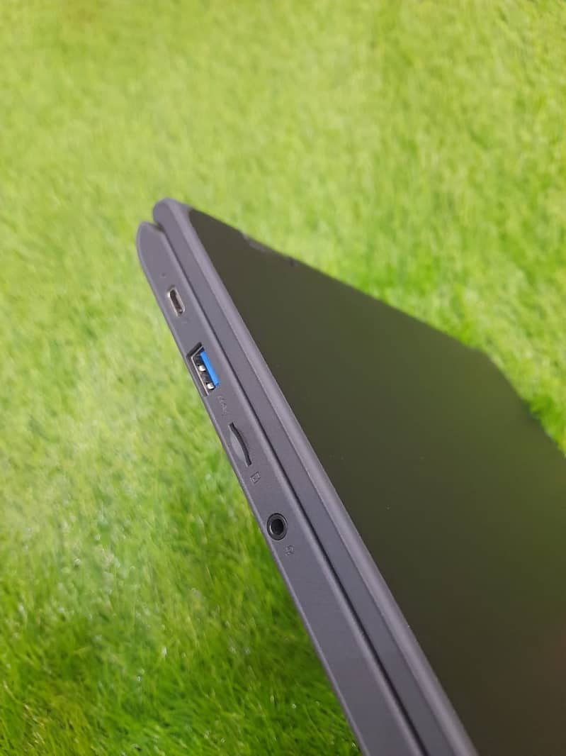 Lenovo 300e 360 TouchScreen Chromebook