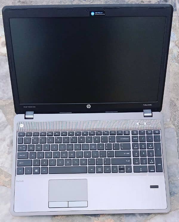 HP NEW CONDITION LAPTOP EVERYTHING OK