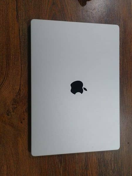 Apple MacBook Pro retina display M1 chip 16gb or 8 GB ram 10 by 10 co