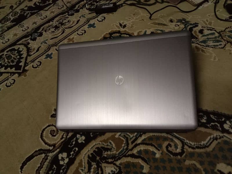 hp cor i5 3rd generation bro book  excellent condition with charger