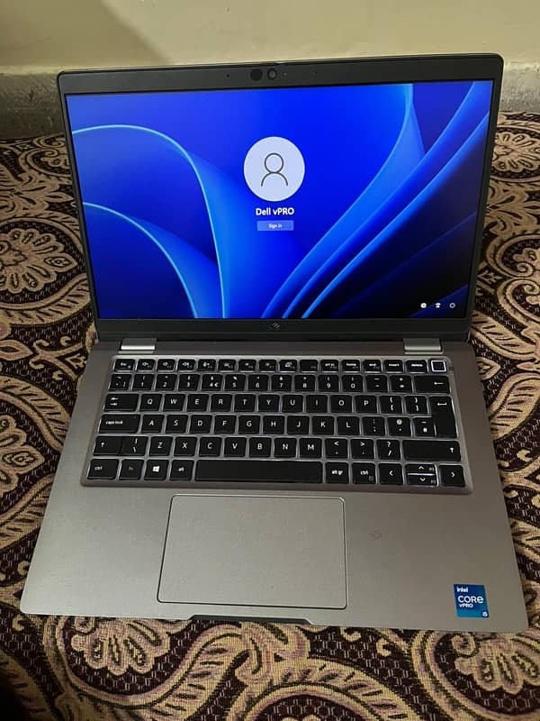dell 5320 11 gen i5 8/256 uk import