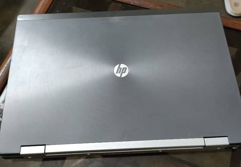 HP ELITE BOOK 8570w