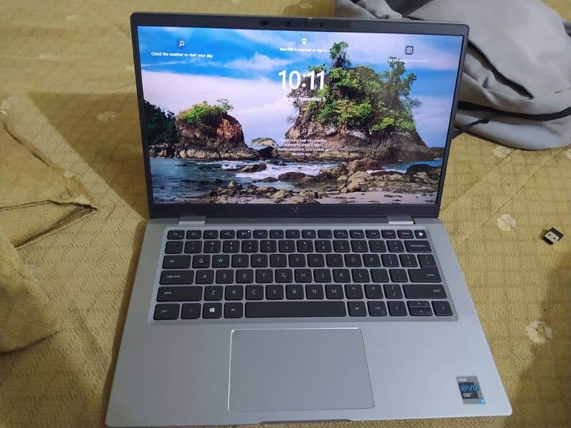 Dell latitude 7420 16 gb ram or 256 ssd