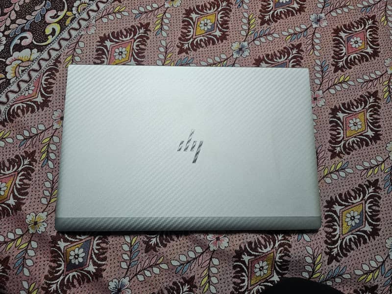 HP EliteBook 840 G7